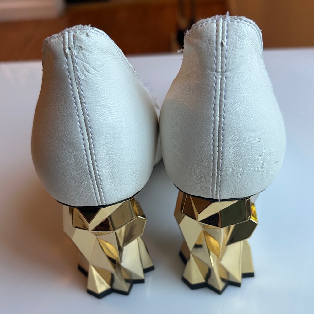 Giuseppe Zanotti Ivory Heels with Metallic Gold Heel